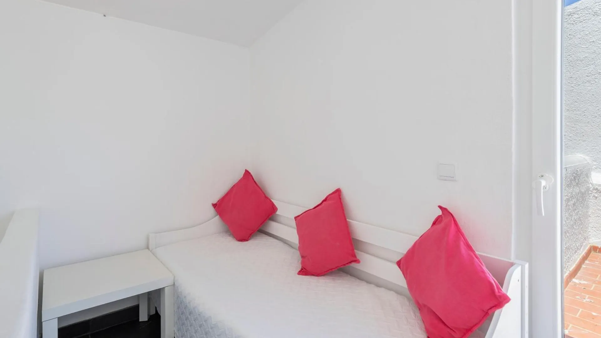 Centralgarve - Excellent & Peaceful Villa In The Center Of Vilamoura Portugal